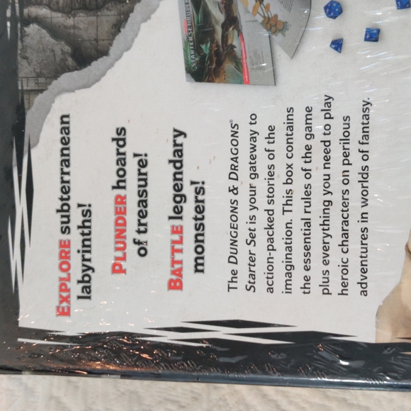 Dungeons & Dragons Starter Set - Picture 6 of 9